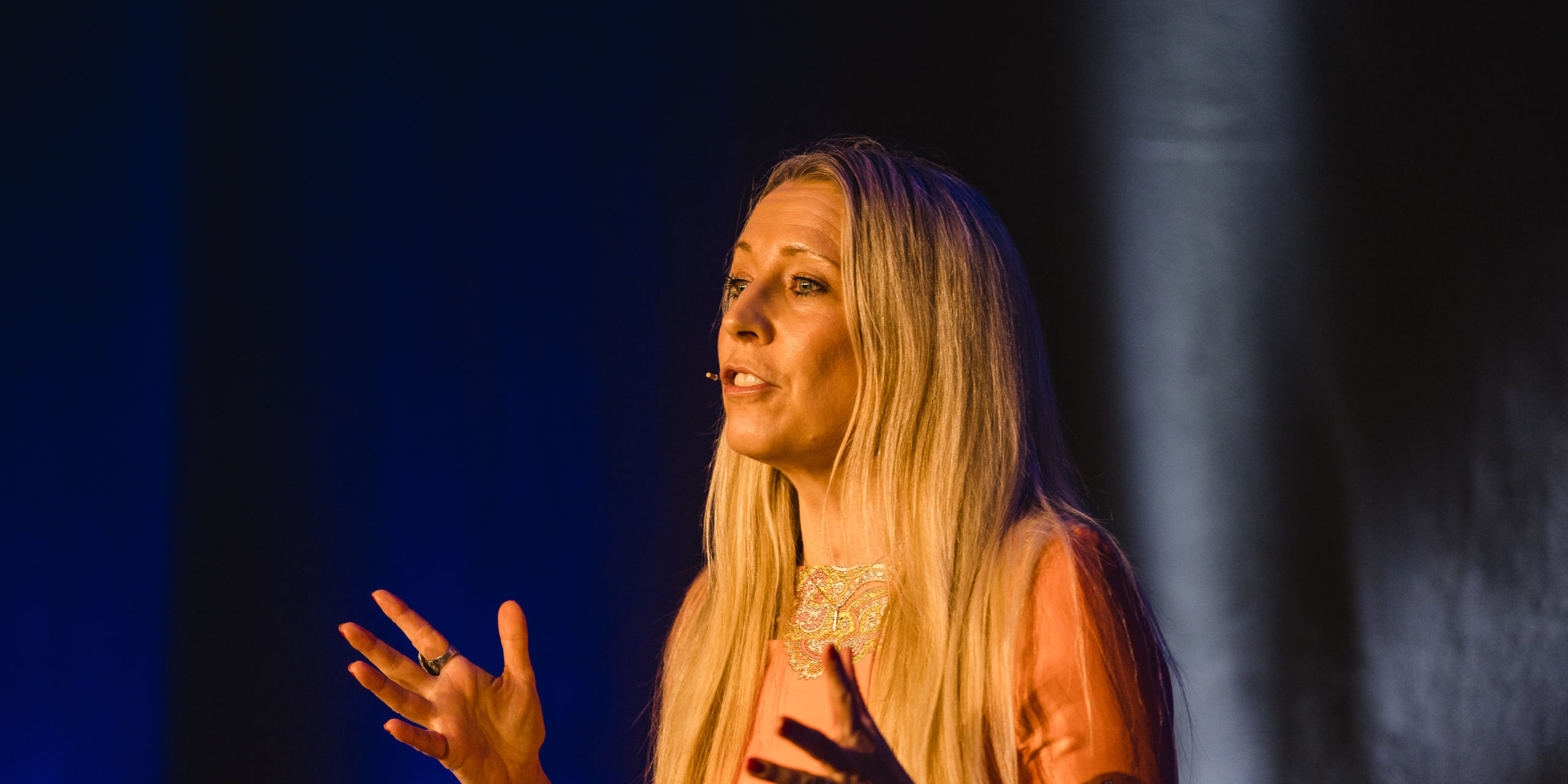 211119223237_Dominik_PFAU_52813